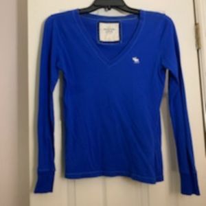 A&F long sleeve Tee